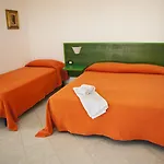 Piccada فندق 3*
