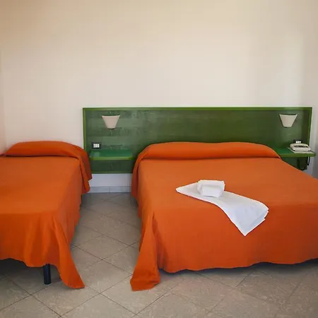 Piccada Hotel 3*