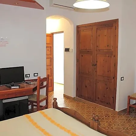 Piccada Hotel 3*